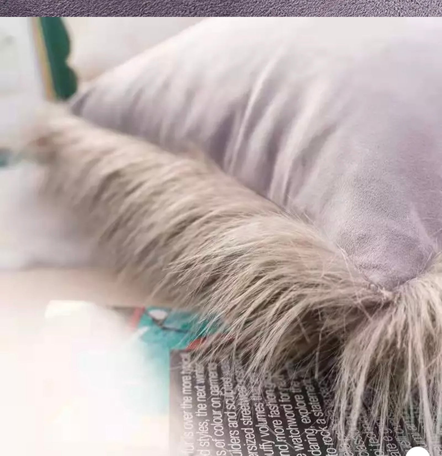 Luxury faux-fur cushion Grey plush &Soft