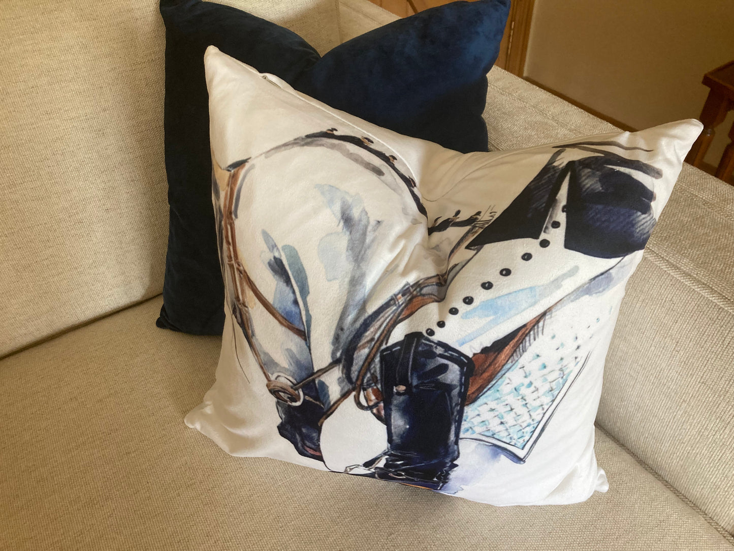 Velour dressage cushion cover