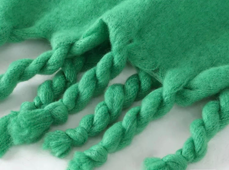 Luxury wide green scarf