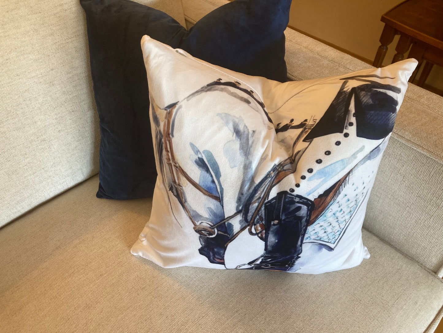 Velour dressage cushion cover