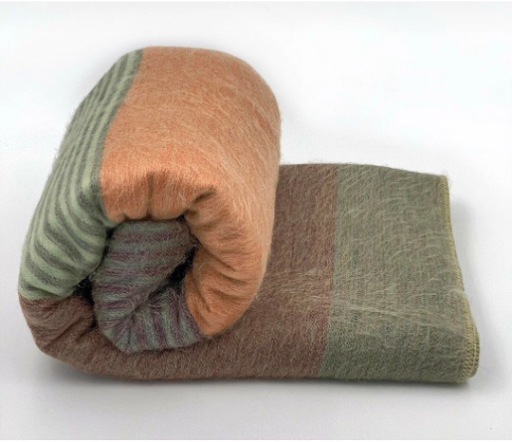 Luxury alpaca blanket Throw bedspread queen size. Alpaca blankets are My Interior Shop
