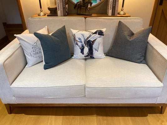 Velour dressage cushion cover