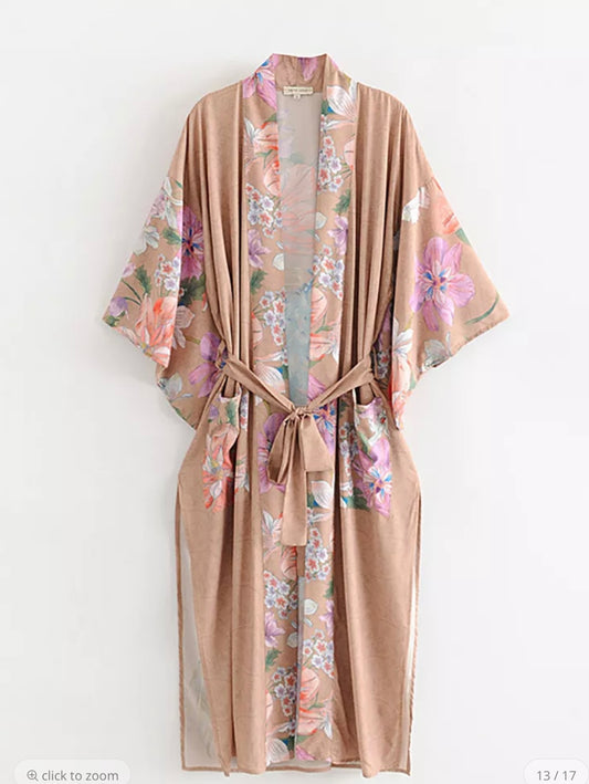 Kimono Peacock and Floral design
