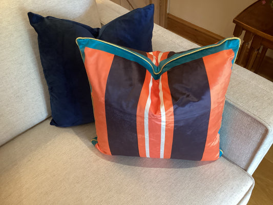 Velvet striped cushion cover