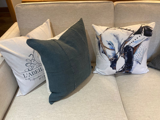 Velour dressage cushion cover